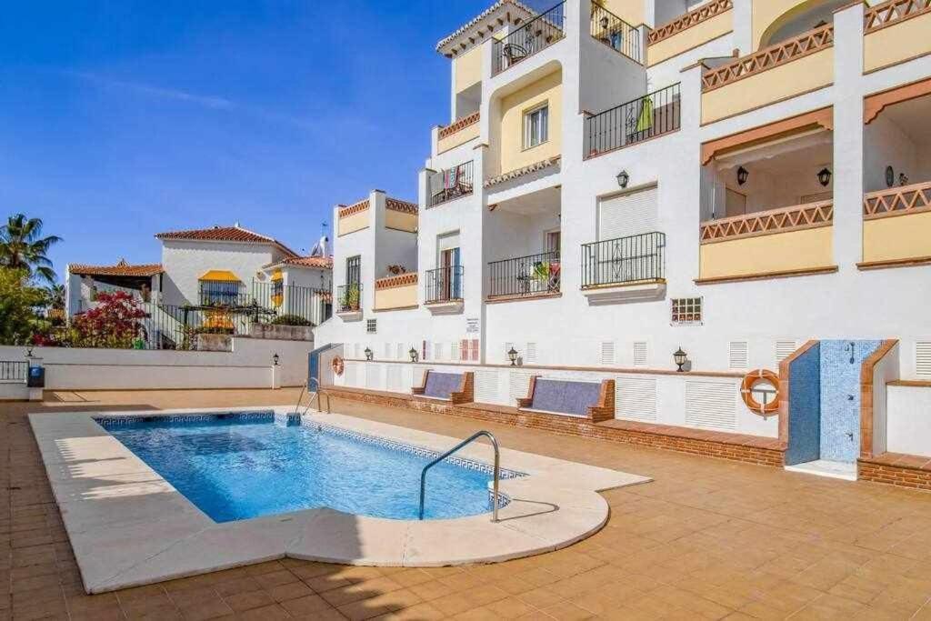 Apt Nerja Chimenea With Ocean View, A/C, & Fiber Leilighet Eksteriør bilde